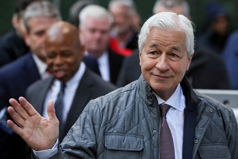 &copy; Reuters. FILE PHOTO: Jamie Dimon, chairman and CEO of JPMorgan Chase, speaks during the ceremony for placement of the final beam for JPMorgan Chase's new global headquarters building at 270 Park Avenue in New York City, U.S., November 20, 2023.  REUTERS/Brendan Mc