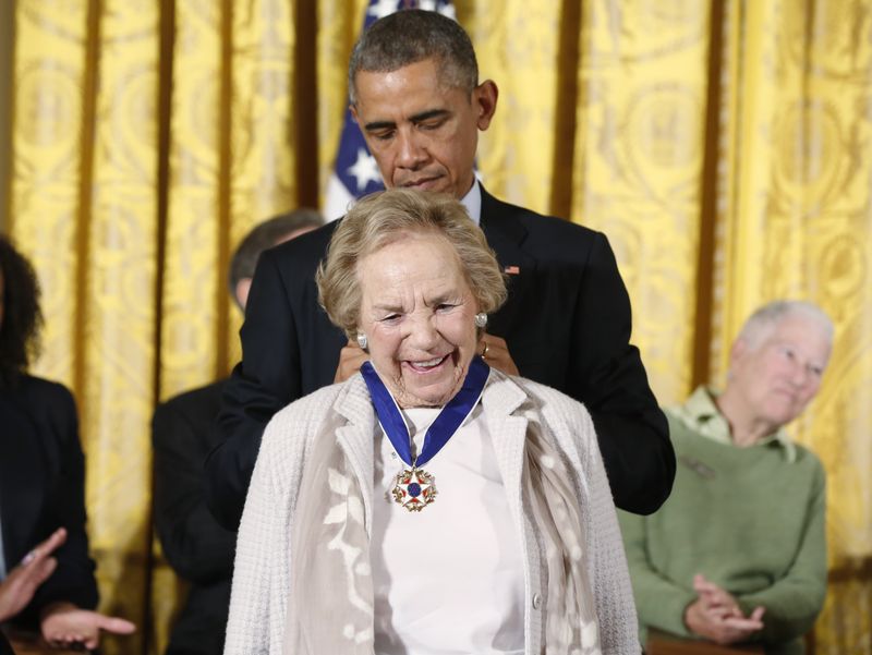 &copy; Reuters. FILE PHOTO: U.S. President Barack Obama presents the Presidential Medal of Freedom to Ethel Kennedy, widow of former U.S. Attorney General Robert F. Kennedy and founder of the Robert F. Kennedy Center for Justice and Human Rights,during a White House cere