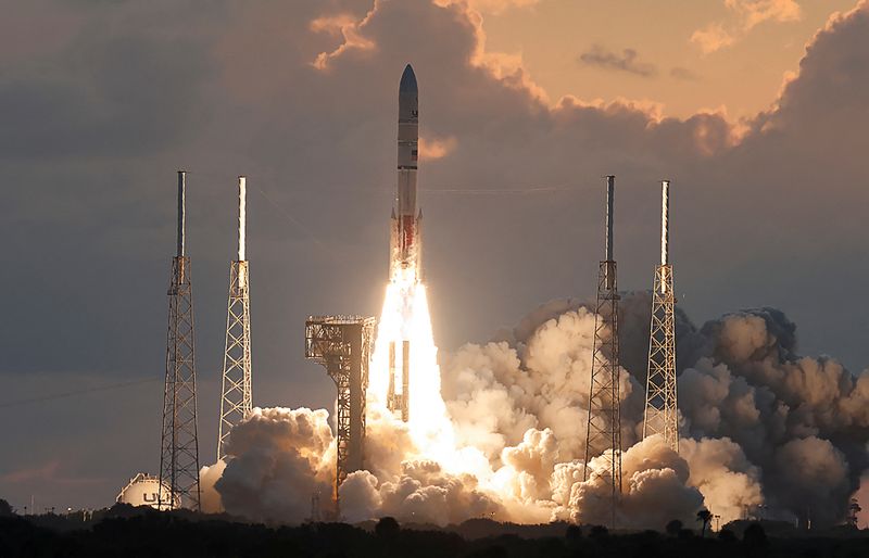 © Reuters. FILE PHOTO: Boeing-Lockheed joint venture United Launch Alliance's next-generation Vulcan rocket is launched for the second time on a certification test flight from the Cape Canaveral Space Force Station in Cape Canaveral, Florida, U.S., October 4, 2024. REUTERS/Joe Skipper/File Photo