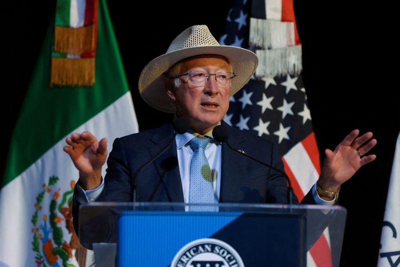 © Reuters. FILE PHOTO: U.S. Ambassador to Mexico Ken Salazar speaks during the Third Binational Convention of the American Society of Mexico in Mexico City, Mexico September 4, 2024. REUTERS/Gustavo Graf/File Photo