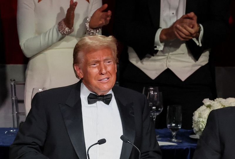 &copy; Reuters. Republican presidential nominee former U.S. President Donald Trump attends the 79th annual Alfred E. Smith Memorial Foundation Dinner in New York City, U.S., October 17, 2024. REUTERS/Brendan McDermid