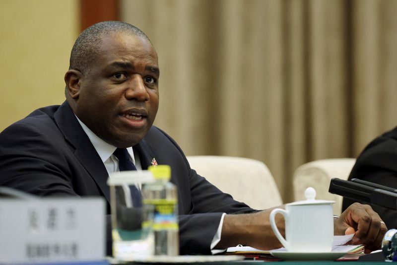 &copy; Reuters. Britain's Foreign Secretary David Lammy attends a meeting with Chinese Vice Premier Ding Xuexiang (not pictured) at the Great Hall of the People in Beijing, China October 18, 2024. REUTERS/Florence Lo/Pool