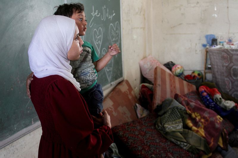 © Reuters. Beach refugee camp, Gaza City October 19, 2024. REUTERS/Mahmoud Issa