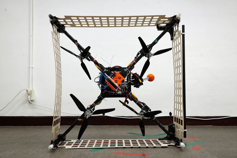 © Reuters. A view of Palletrone, an aerial transportation platform developed by Mobile Robotics Lab at Seoul National University of Science and Technology (Seoul Tech) in Seoul, South Korea, October 10, 2024. REUTERS/Kim Soo-hyeon