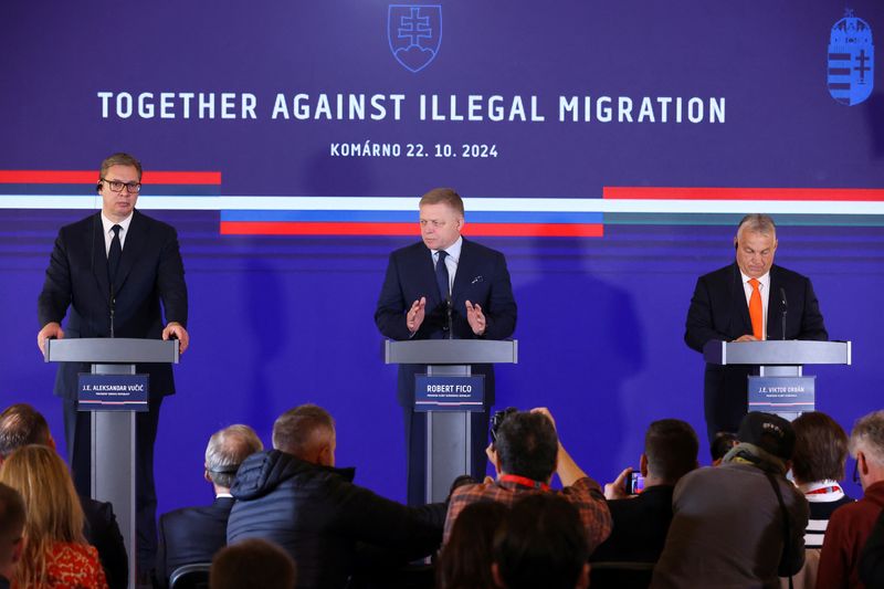 &copy; Reuters. Slovakia's  Prime Minister Robert Fico, Hungarian Prime Minister Viktor Orban and Serbian President Aleksander Vucic hold a joint news conference during the Slovak, Serbian and Hungarian leaders' meeting at the New Fortress, in Komarno, Slovakia, October 