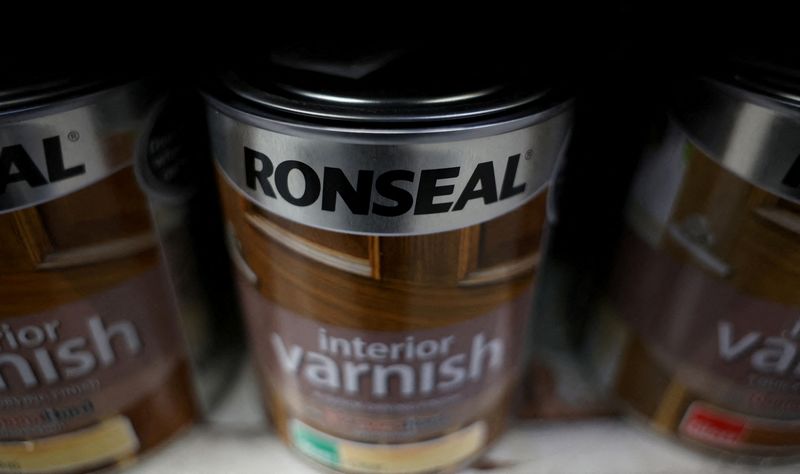 &copy; Reuters. FILE PHOTO: A can of Ronseal varnish, a Sherwin-Williams brand, is seen on a shelf inside a DIY retail store in Manchester, Britain, June 14, 2024. REUTERS/Phil Noble/File Photo