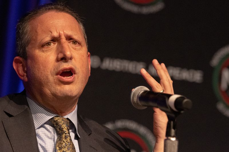 &copy; Reuters. FILE PHOTO: New York City Comptroller Brad Lander speaks during the National Action Network National Convention in New York, U.S., April 12, 2023. REUTERS/Jeenah Moon/File Photo