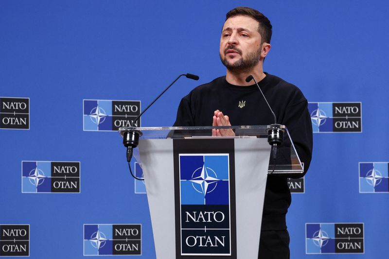 &copy; Reuters. Ukraine's President Volodymyr Zelenskiy attends a press conference, at the NATO headquarters in Brussels, Belgium October 17, 2024. REUTERS/Yves Herman/File Photo