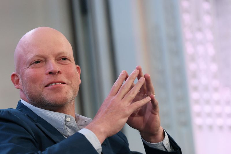 &copy; Reuters. Keith Meister, founder and CIO of Corvex Management LP, speaks during the 13D Monitor's Active-Passive Investor Summit in New York City, U.S., October 17, 2023. REUTERS/Brendan McDermid/File Photo