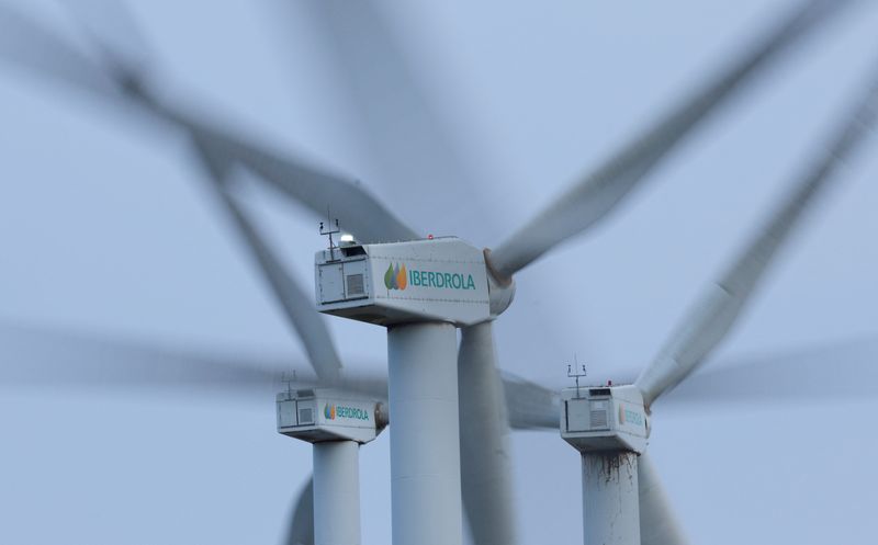 &copy; Reuters. The logo of Spanish utilities company Iberdrola is displayed on wind turbines at Mt. Oiz, near Durango, Spain, February 20, 2023. REUTERS/Vincent West/ File Photo