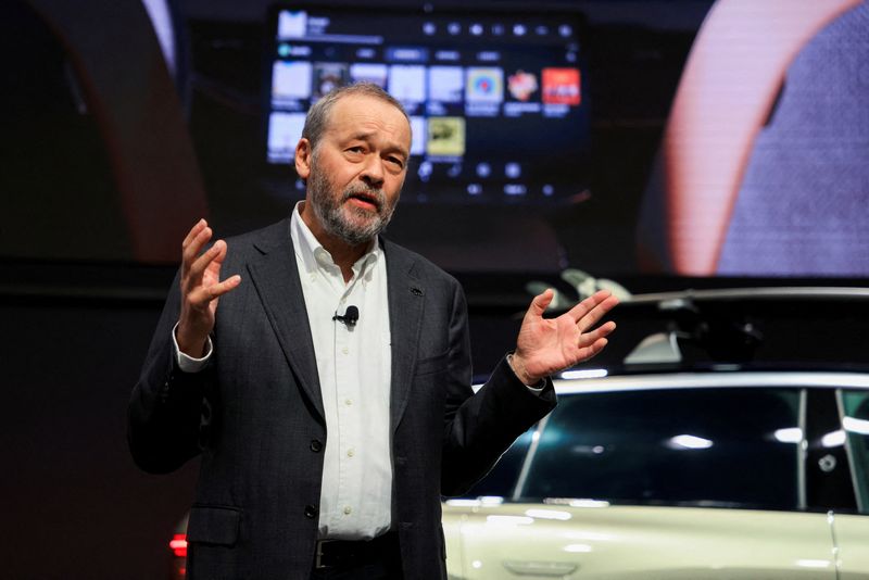 &copy; Reuters. FILE PHOTO: Lucid Group CEO Peter Rawlinson speaks during the press day preview of the Los Angeles Auto Show in Los Angeles, California, U.S. November 16, 2023.  REUTERS/David Swanson/File Photo