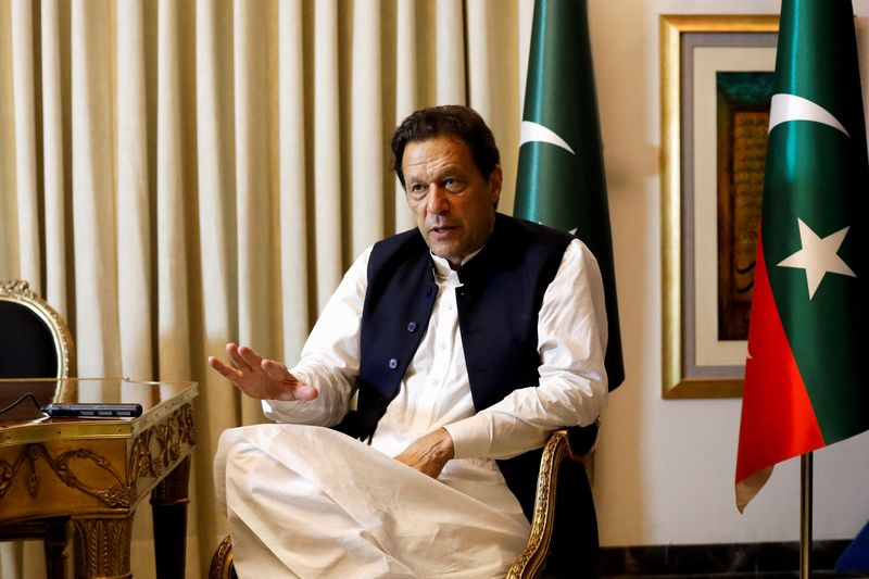 © Reuters. FILE PHOTO: Former Pakistani Prime Minister Imran Khan speaks with Reuters during an interview, in Lahore, Pakistan March 17, 2023. REUTERS/Akhtar Soomro/File Photo