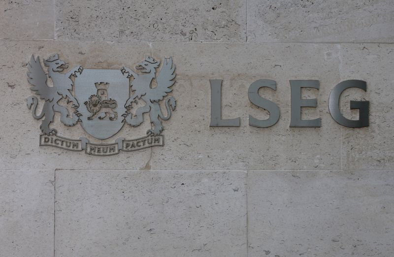 LSEG's third-quarter income tops forecasts with 9.5% rise