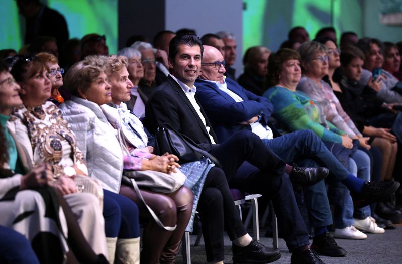 &copy; Reuters. "We Continue the Change" party leader and former Bulgarian Prime Minister Kiril Petkov attends an election meeting, ahead of the snap election on October 27, in Sofia, Bulgaria, October 20, 2024. REUTERS/Spasiyana Sergieva