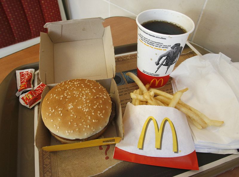 © Reuters. FILE PHOTO: A meal consisting of a Quarter Pounder hamburger, french fries and soft-drink is pictured at a McDonald's restaurant in Los Angeles, California July 23, 2008. REUTERS/Fred Prouser/File photo