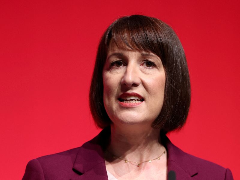 &copy; Reuters. FILE PHOTO: Britain's Chancellor of the Exchequer Rachel Reeves speaks at the Britain's Labour Party's annual conference in Liverpool, Britain, September 23, 2024. REUTERS/Phil Noble/File Photo