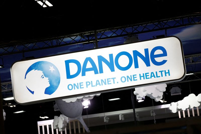 &copy; Reuters. A Danone logo is pictured during the International Agriculture Fair (Salon International de l'Agriculture) at the Porte de Versailles exhibition centre, in Paris, France, February 27, 2024. REUTERS/Benoit Tessier/File Photo