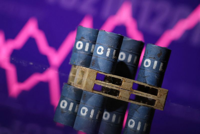 © Reuters. Miniatures of oil barrels and a rising stock graph are seen in this illustration taken January 15, 2024. REUTERS/Dado Ruvic/Illustration/File Photo