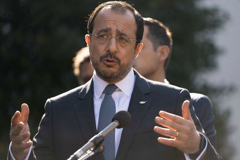 &copy; Reuters. FILE PHOTO: Cyprus' President Nikos Christodoulides speaks with members of the media outside the White House, following an Oval Office meeting with U.S. President Joe Biden, in Washington, U.S., October 30, 2024. REUTERS/Nathan Howard/File Photo