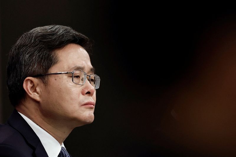 © Reuters. Chinese Finance Minister Lan Foan attends a press conference on the sidelines of the National People's Congress (NPC), in Beijing, China March 6, 2024. REUTERS/Tingshu Wang/ File Photo