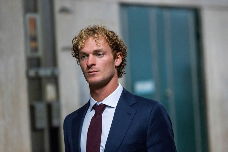 &copy; Reuters. FILE PHOTO: Former U.S. Marine Daniel Penny returns to the Manhattan Criminal Courtroom after a break for jury selection in his trial for the death of Jordan Neely, a man whose death has been ruled a homicide by the city's medical examiner after being pla