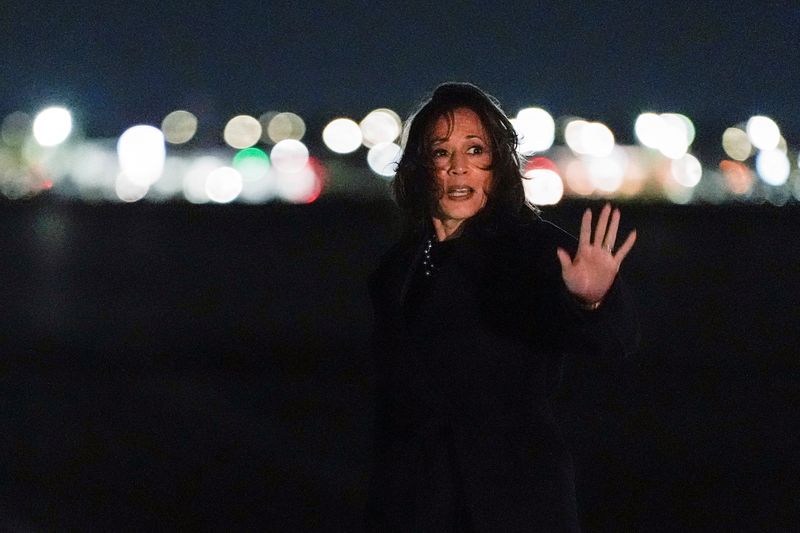 &copy; Reuters. Kamala Harris em Detroitn 3/11/2024     Jacquelyn Martin/Pool via REUTERS