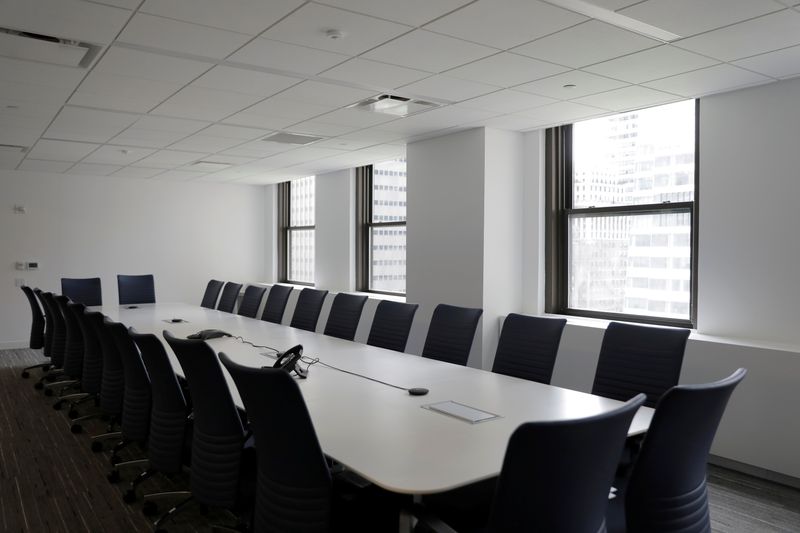 &copy; Reuters. A boardroom is seen in an office building in Manhattan, New York City, New York, U.S., May 24, 2021. REUTERS/Andrew Kelly/File Photo