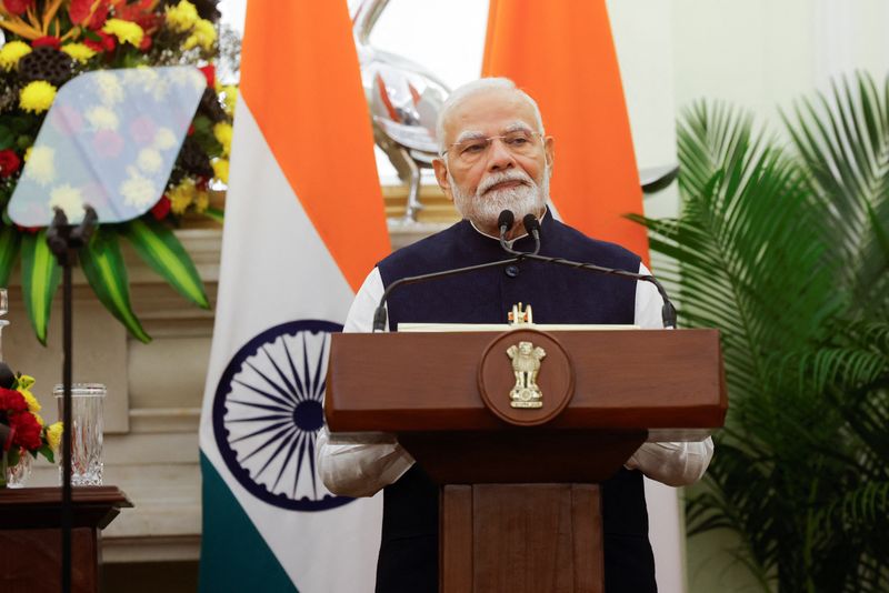 © Reuters. India's Prime Minister Narendra Modi speaks during a joint press conference with German Chancellor Olaf Scholz (not pictured), at Hyderabad House in New Delhi, India October 25, 2024. REUTERS/Adnan Abidi/File Photo