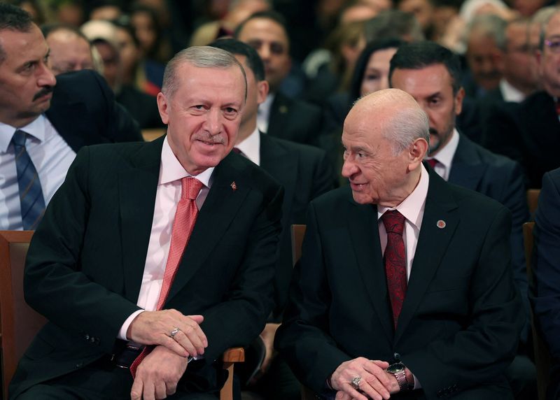 © Reuters. Turkish President Tayyip Erdogan and Devlet Bahceli, leader of the Nationalist Movement Party (MHP), attend a Republic Day event to mark the republic's 101st anniversary, in Ankara, Turkey, October 29, 2024. Murat Kula/Presidential Press Office/Handout via REUTERS/File Photo