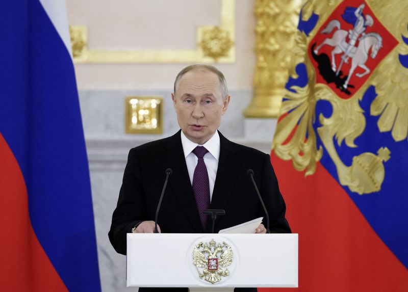 &copy; Reuters. Presidente da Rússia, Vladimir Putin, discursa durante cerimônia para receber credenciais de embaixadores estrangeiros em Moscoun05/11/2024 Yuri Kochetkov/Pool via REUTERS