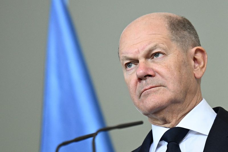 &copy; Reuters. German Chancellor Olaf Scholz reacts at a media briefing following his bilateral talks with Somali's President Hassan Sheikh Mohamud at the Chancellery in Berlin, Germany, November 5, 2024.     REUTERS/Annegret Hilse/File Photo