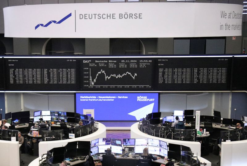 &copy; Reuters. FILE PHOTO: The German share price index DAX graph is pictured at the stock exchange in Frankfurt, Germany, November 5, 2024.    REUTERS/Staff/File Photo