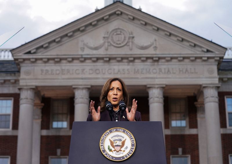 &copy; Reuters. Democratic presidential nominee U.S. Vice President Kamala Harris delivers remarks, conceding 2024 U.S. presidential election to President-elect Donald Trump, at Howard University in Washington, U.S., November 6, 2024. REUTERS/Kevin Lamarque