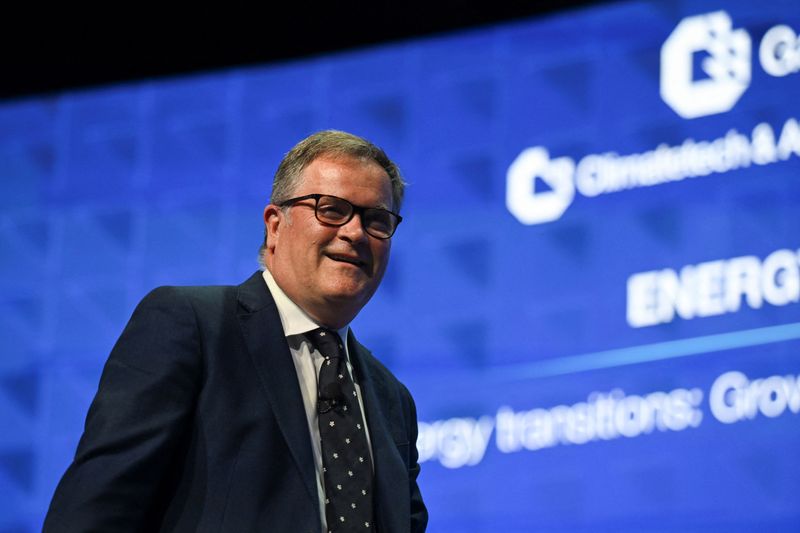 &copy; Reuters. Russell Hardy, the CEO of Vitol, leaves the stage as top energy executives and ministers meet in Houston for the annual Gastech conference in Houston, Texas, U.S., September 18, 2024. REUTERS/Callaghan O'Hare/ File Photo