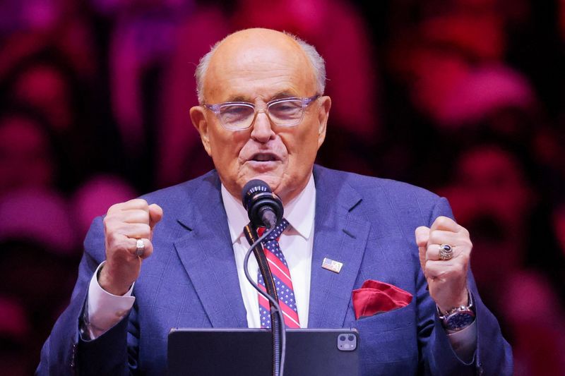 &copy; Reuters. FILE PHOTO: Rudy Giuliani speaks during a rally for Republican presidential nominee and former U.S. President Donald Trump at Madison Square Garden, in New York, U.S., October 27, 2024. REUTERS/Andrew Kelly/File Photo