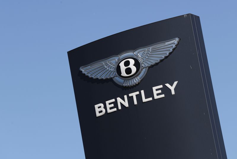 © Reuters. FILE PHOTO: A logo of Bentley is seen outside a Bentley car deale in Brussels, Belgium May 28, 2020. REUTERS/Yves Herman/File Photo