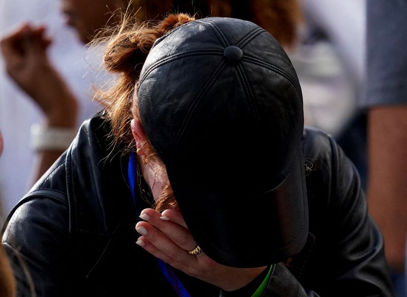 &copy; Reuters. FILE PHOTO: A supporter reacts as Democratic presidential nominee U.S. Vice President Kamala Harris delivers remarks, conceding the 2024 U.S. presidential election to President-elect Donald Trump, at Howard University in Washington, U.S., November 6, 2024