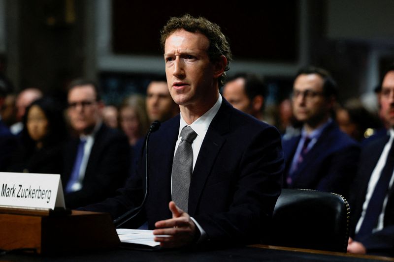 &copy; Reuters. CEO da Meta, Mark Zuckerberg, no Congresso dos EUA, em Washingtonn31/01/2024nREUTERS/Evelyn Hockstein