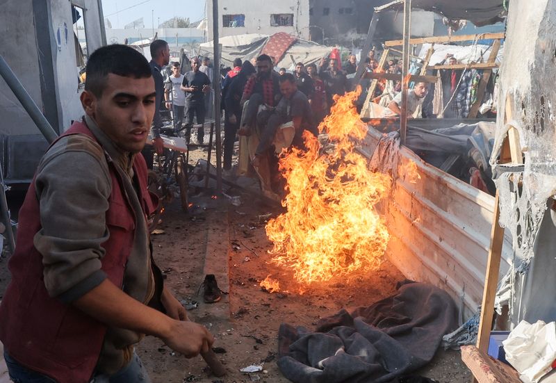 &copy; Reuters. Al-Aqsa Martyrs Hospital, Deir Al-Balah, Gaza Strip, November 9, 2024. REUTERS/Ramadan Abed