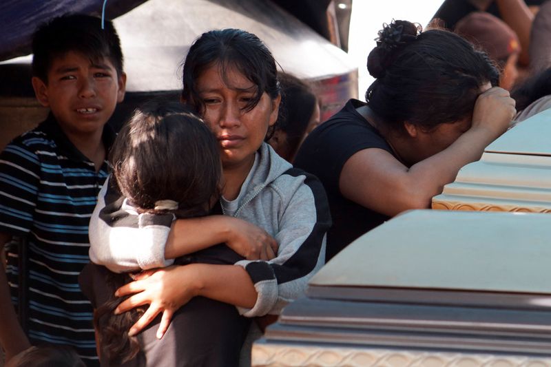 &copy; Reuters. A wake for members of a merchant family whose remains were found in a van in the village of Chautipan, on the outskirts of Chilpancingo, Guerrero state, Mexico November 9, 2024. REUTERS/Oscar Guerrero