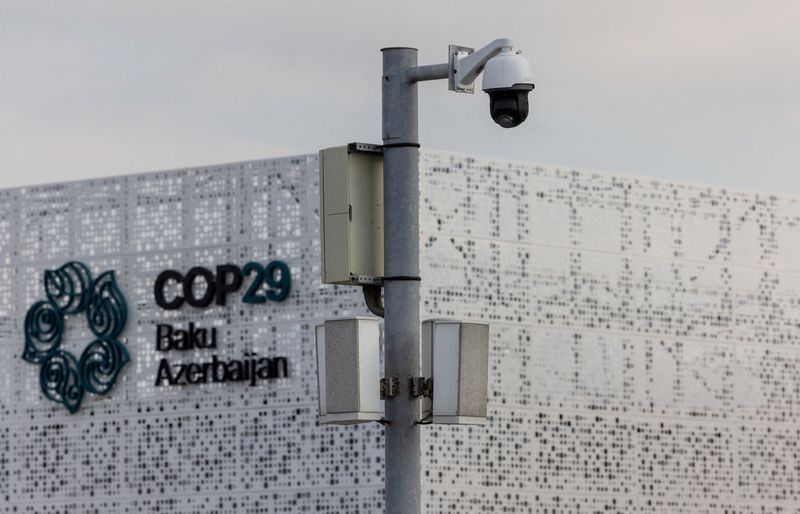 &copy; Reuters. FILE PHOTO: The venue of the United Nations climate change conference, known as COP29, ahead of the summit beginning in Baku, Azerbaijan November 10, 2024. REUTERS/Maxim Shemetov/File Photo