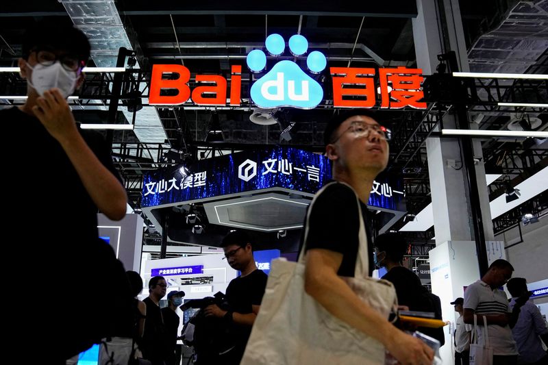 © Reuters. FILE PHOTO: Baidu sign is seen at the World Artificial Intelligence Conference (WAIC) in Shanghai, China July 6, 2023. REUTERS/Aly Song/File Photo