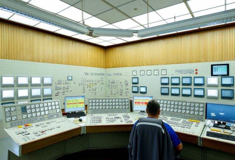 &copy; Reuters. Sala de controle de termelétrican28/09/2018nREUTERS/Thilo Schmuelgen