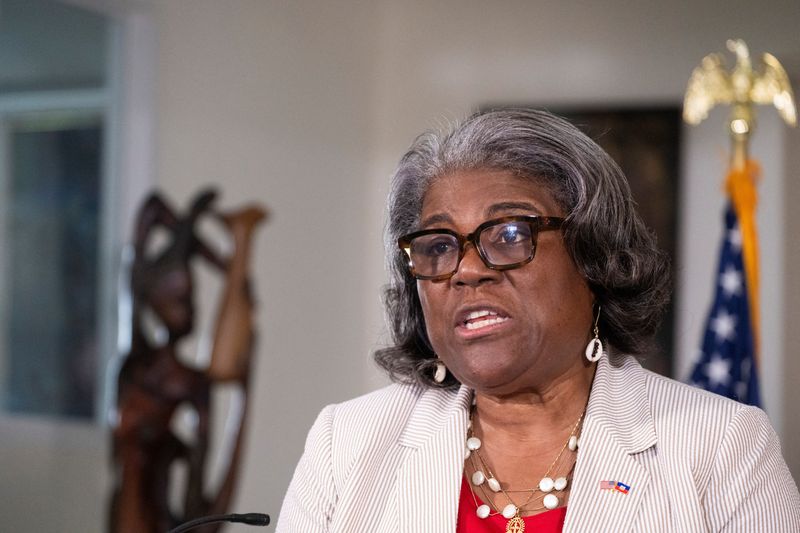 © Reuters. FILE PHOTO: U.S. Ambassador to the United Nations Linda Thomas-Greenfield speaks during a press conference at the Toussaint Louverture International Airport in Port-au-Prince, Haiti, July 22, 2024. Roberto Schmidt/Pool via REUTERS/File Photo