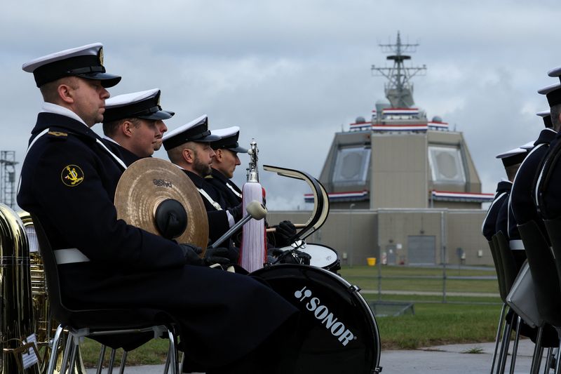 © Reuters. A band sits near the deck house of the American ballistic missile defence base to be integrated into the 