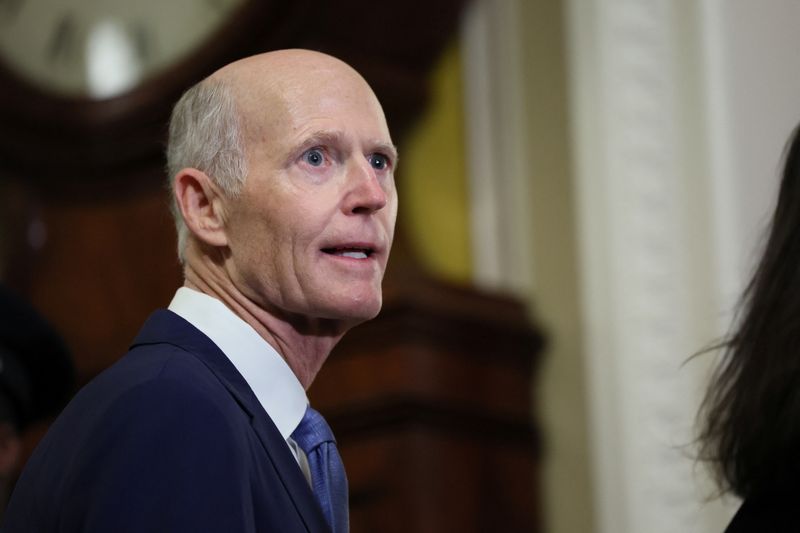 &copy; Reuters. U.S. Senator Rick Scott (R-FL) walks on Capitol Hill on the day U.S. Senate Republicans meet to vote on leadership positions, including Senate Majority (Republican) Leader, for the 119th Congress in Washington, U.S., November 13, 2024. REUTERS/Leah Millis