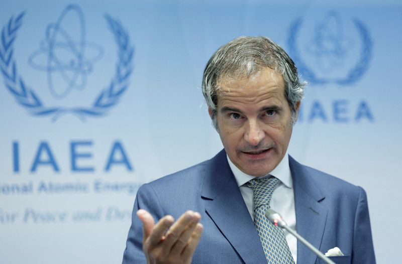 © Reuters. FILE PHOTO: International Atomic Energy Agency (IAEA) Director General Rafael Grossi addresses the media during their Board of Governors meeting in Vienna, Austria, September 9, 2024. REUTERS/Leonhard Foeger/File Photo