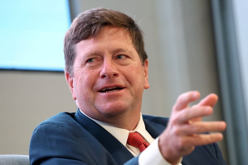 &copy; Reuters. FILE PHOTO: Jay Clayton, former chairman of the U.S. SEC, speaks during 13D Monitor's Active-Passive Investor Summit in New York City, U.S., October 22, 2024. REUTERS/Brendan McDermid/File Photo