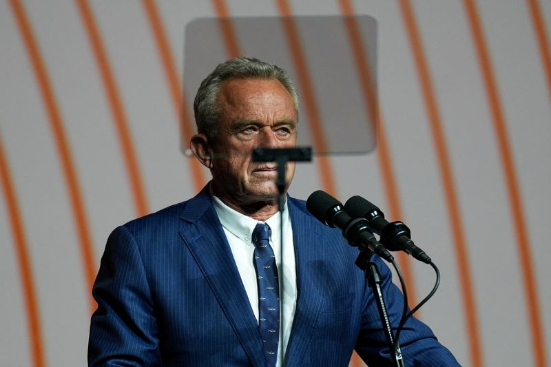 &copy; Reuters. Robert F. Kennedy Jr parla alla Bitcoin 2024 a Nashville, Tennessee, Stati Uniti, 26 luglio 2024. REUTERS/Kevin Wurm