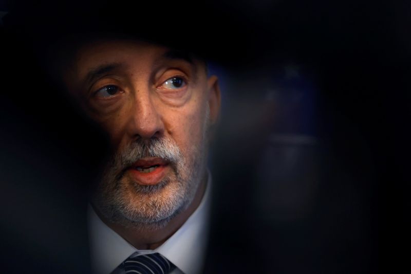 © Reuters. FILE PHOTO: Governor of the Central Bank of Ireland Gabriel Makhlouf speaks during a press conference at the Institute of International and European Affairs (IIEA) headquarters, in Dublin, Ireland December 5, 2022. REUTERS/Clodagh Kilcoyne/File photo